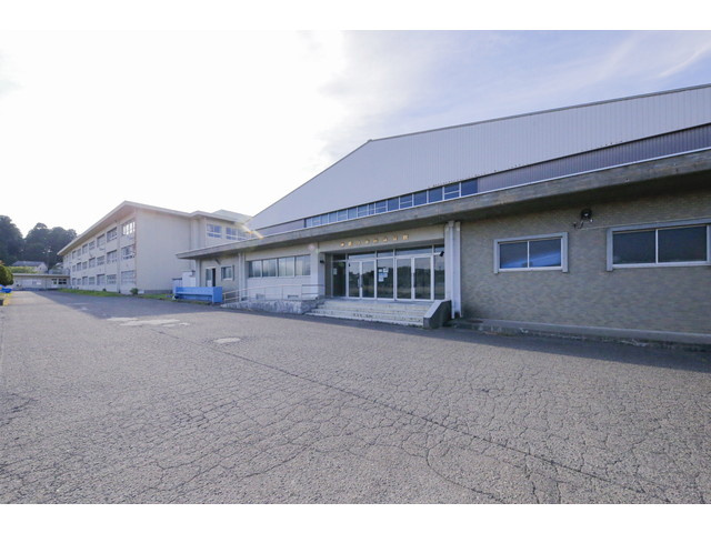 【小学校】神明小学校まで570ｍ