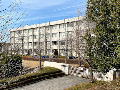【中学校】多摩市立青陵中学校まで1115ｍ