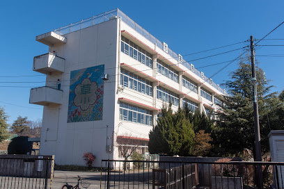 【小学校】草花小学校まで780ｍ
