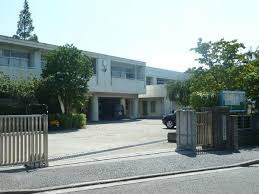 【中学校】横浜市立市ケ尾中学校まで445ｍ