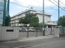 【小学校】横浜市立東市ケ尾小学校まで447ｍ