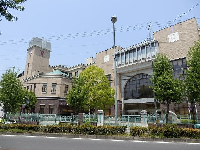 【小学校】私立立命館小学校まで427ｍ