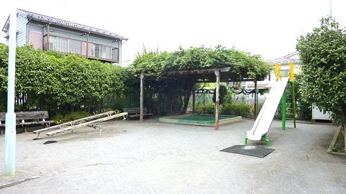 【公園】東小岩四丁目児童公園まで405ｍ