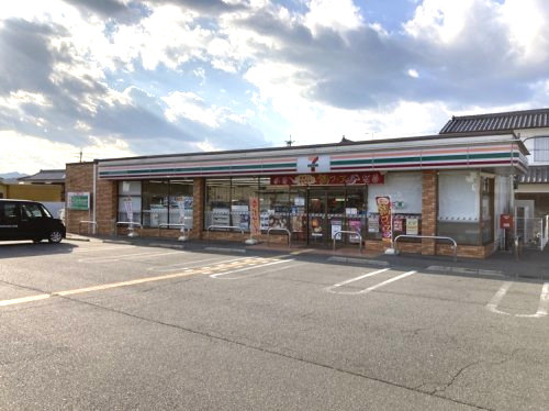 【コンビニエンスストア】セブンイレブン　香寺溝口店まで443ｍ