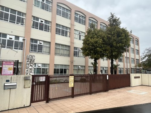 【小学校】南落合小学校まで102ｍ