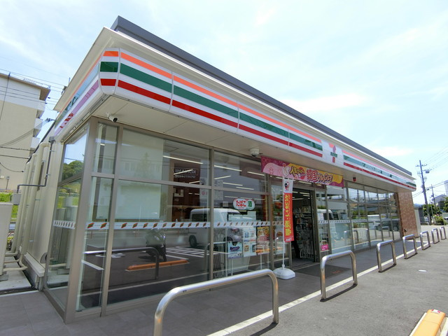 【コンビニエンスストア】セブンイレブン　枚方香里ケ丘店まで280ｍ