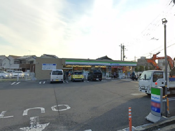 【コンビニエンスストア】ファミリーマート寝屋川黒原橘町店まで488ｍ