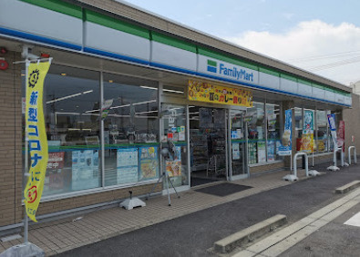 【コンビニエンスストア】ファミリーマート　弥富西中地町店まで1938ｍ