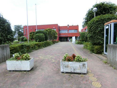 【図書館】鶴ヶ島市立図書館東分室まで895ｍ