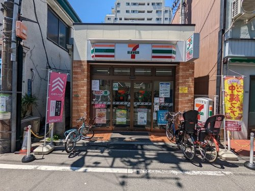 【コンビニエンスストア】セブンイレブン文京千駄木3丁目店まで1211ｍ