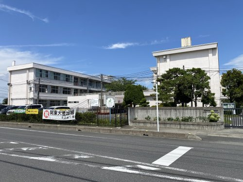 【中学校】熊谷東中学校まで900ｍ