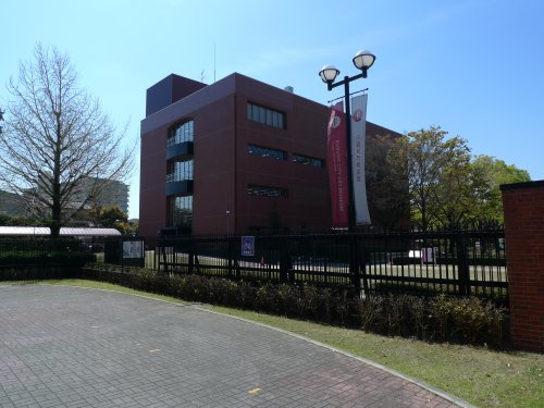 【その他】市立中央図書館まで771ｍ