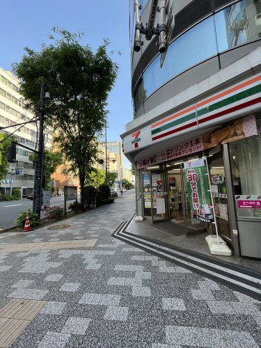 【コンビニエンスストア】セブンイレブン　日本橋久松町店まで192ｍ