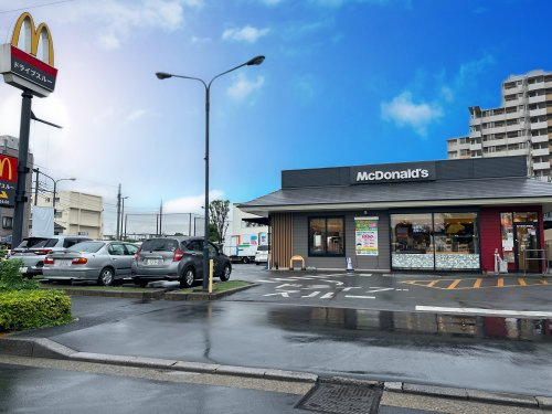 【ファーストフード】マクドナルド　尾竹橋通り栗原店まで107ｍ