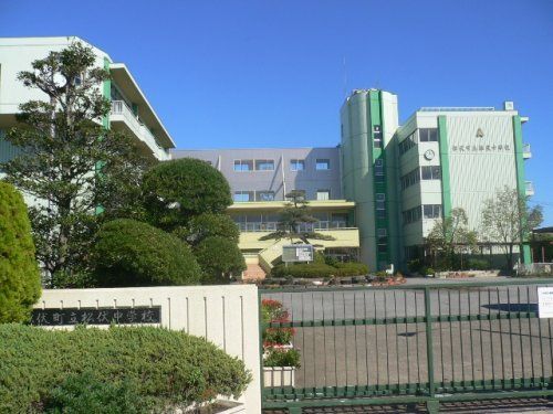 【中学校】松伏中学校まで790ｍ