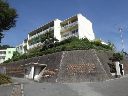 【小学校】八王子市立小宮小学校まで890ｍ