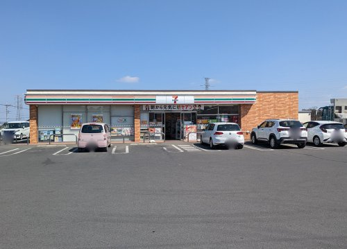 【コンビニエンスストア】セブンイレブン　小山雨ケ谷西店まで840ｍ
