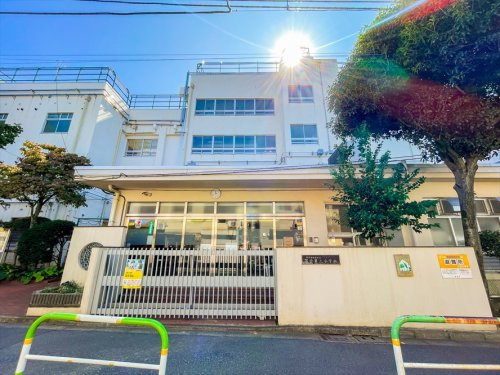 【小学校】新宿区立落合第三小学校まで168ｍ