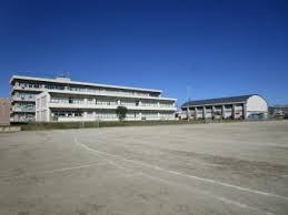 【小学校】取手市立取手東小学校まで352ｍ