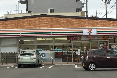 【コンビニエンスストア】セブンイレブン　相模原南台四丁目店まで415ｍ
