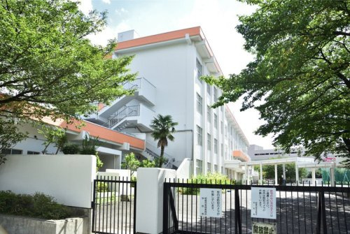 【小学校】昭島市立つつじが丘小学校まで414ｍ