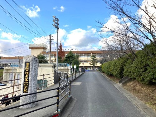 【小学校】須恵町立須恵第二小学校まで742ｍ