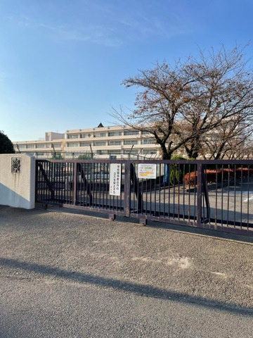 【小学校】足利市立山前小学校まで2000ｍ