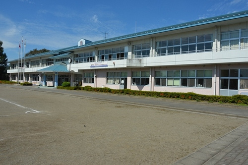 【小学校】宇都宮市立　上河内西小学校まで600ｍ