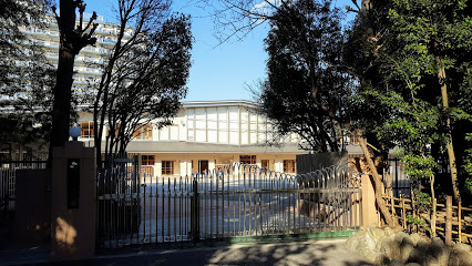 【幼稚園】六郷幼稚園まで867ｍ
