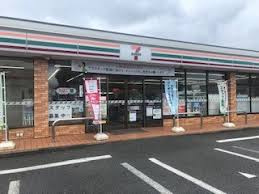 【コンビニエンスストア】セブンイレブン　印西中央南1丁目店まで477ｍ