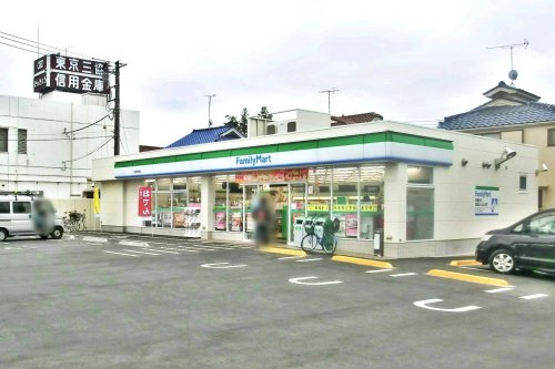 【コンビニエンスストア】ファミリーマート西東京泉町店まで301ｍ