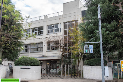 【小学校】国分寺市立第五小学校まで653ｍ
