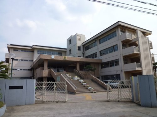 【小学校】大袋東小学校まで550ｍ