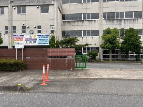 【小学校】成田星宮小学校まで885ｍ
