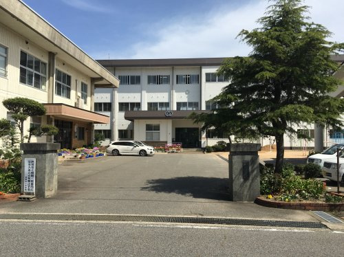 【小学校】田鶴野小学校まで289ｍ