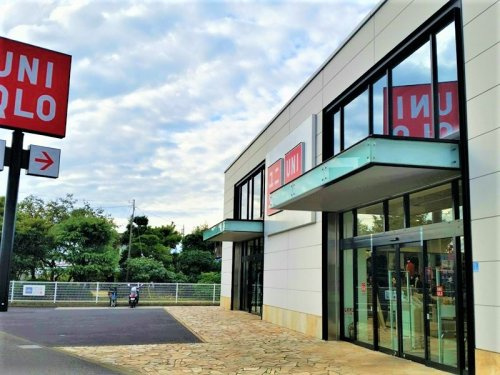 【その他】ユニクロ　古河店まで190ｍ