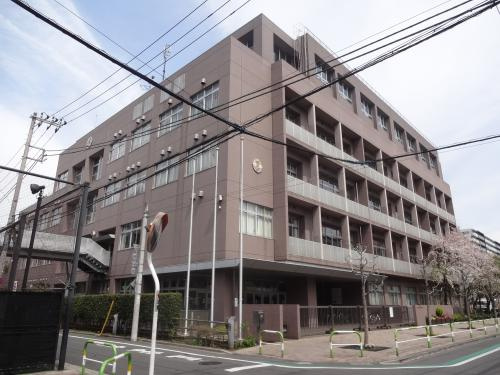 【中学校】荒川区立諏訪台中学校まで659ｍ