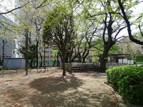 【公園】巣鴨公園まで503ｍ
