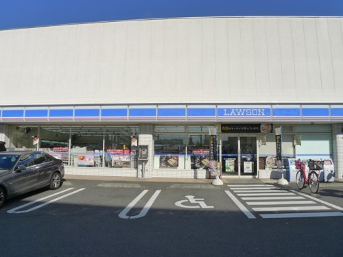 【コンビニエンスストア】ローソン　足立扇三丁目店まで727ｍ