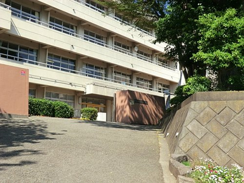 【中学校】大谷中学校まで2017ｍ