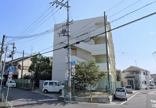 【中学校】高石市立取石中学校まで929ｍ