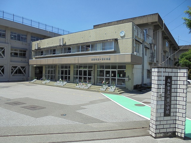 【小学校】一宮小学校まで481ｍ