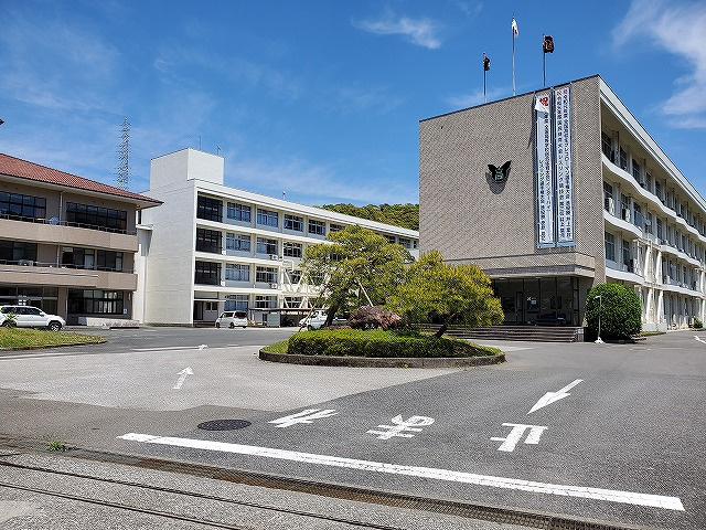 【高校】東高校まで2056ｍ