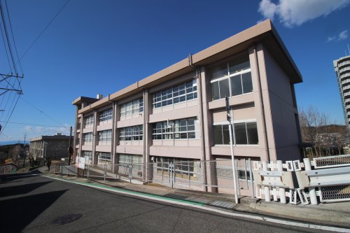 【小学校】富士見小学校まで1740ｍ