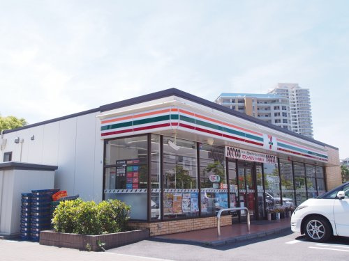 【コンビニエンスストア】セブンイレブン　浦安明海5丁目店まで917ｍ
