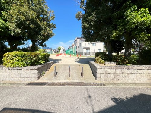 【公園】南の口公園まで359ｍ