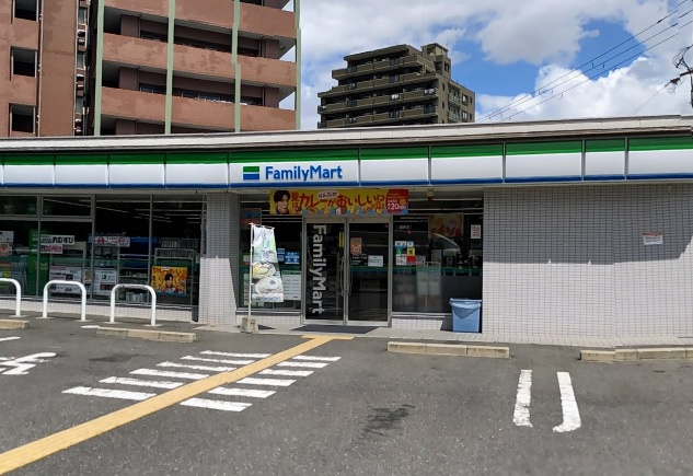 【コンビニエンスストア】ファミリーマート本庄西一丁目店まで80ｍ