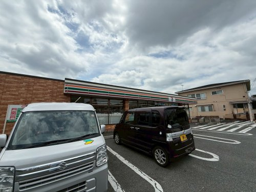 【コンビニエンスストア】セブンイレブン　昭島上川原町2丁目店まで313ｍ