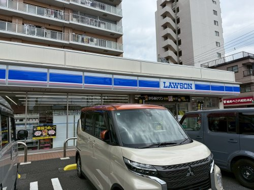【コンビニエンスストア】ローソン　昭島昭和町2丁目店まで563ｍ