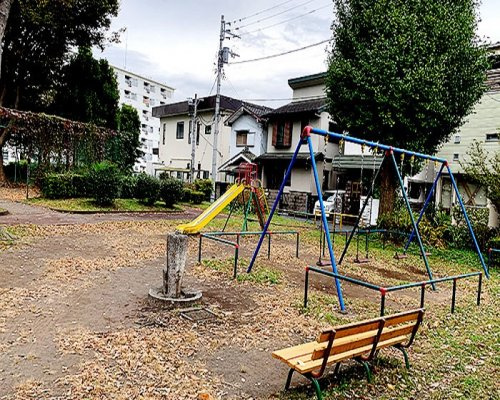 【公園】新田公園まで330ｍ